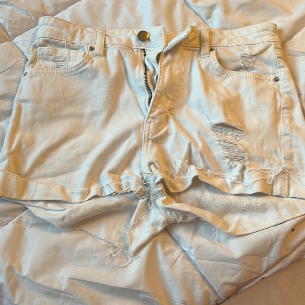 White jeans from H&M